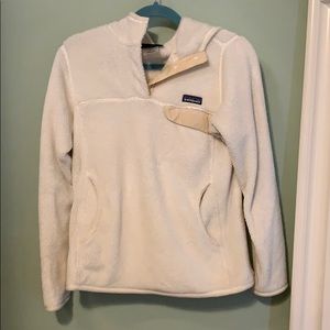 Patagonia White Women’s Fleece Pullover with Hood
